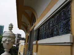 -胡志明市美术馆