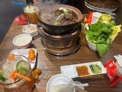 -阿润打边炉·鲜切鸡煲(华漕店)