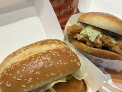 -肯德基(湾畔店)