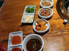 -小花花炭火烤肉·十五年延吉风味(左家庄店)