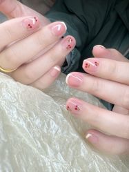 -Fanni美甲美睫皮肤管理