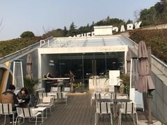 -UNI UNI(环亚凯瑟琳店)