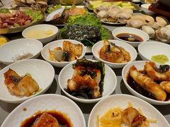 -围炉肉舍•炭烤活鳗•丹东海鲜烤肉(步行街店)