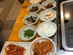 前菜-金顺韩式烤肉·网红烤肉店(广利路店)