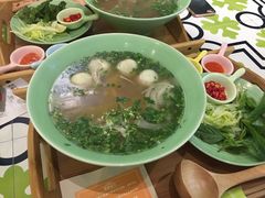 -越弥越南传统美食馆