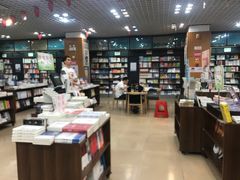 -新华书店(解放路店)