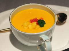 -左庭右院鲜牛肉火锅黑金店(陆家嘴中心店)