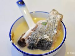 -姜君·千岛湖鱼头馆(浦东大道店)