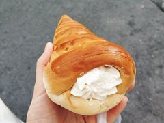 奶油牛角面包-新侨三宝乐面包店(崇文门店)