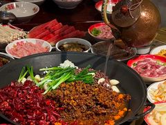 -沸炉重庆老火锅(军事博物馆店)