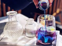 魔法药剂师蝶豆花气泡汁-The Rug Cafe(王府中环店)