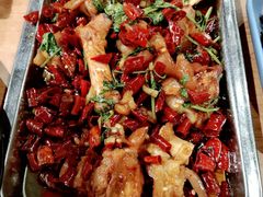 辣炒猪蹄-喝丢一只鞋海鲜烧烤·海肠捞饭(东关街店)