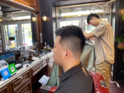 -绅仕門男士理发馆