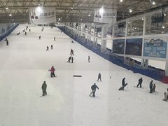-乔波室内滑雪场