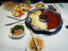 -佰人王串串香火锅(洋珠巷店)