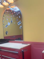 -Devilhands Barbershop男士理容店