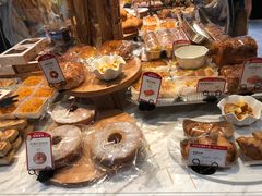 -罗森尼娜(德思勤店)