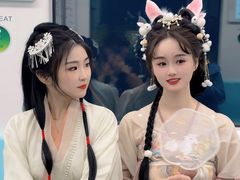 -汉仪华裳汉服馆(豫园店)