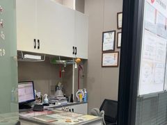 -四月宠物医院·猫专科·心脏专科·内科(转塘店)