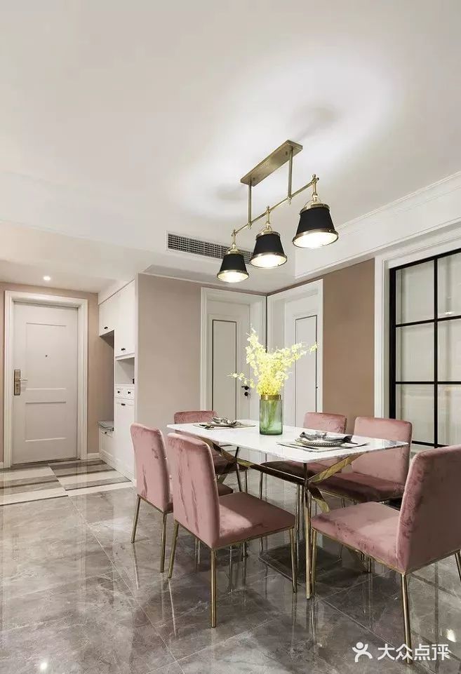 今日分享简单吊顶超大气，个性背景墙超高级