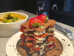 -W COLLECTIVE  DESSERT SHOP