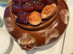 紫砂红烧肉-松鹤楼·非遗·苏帮菜(融科店)