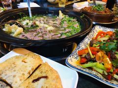 -乐山食古香跷脚牛肉