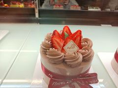 -花花卷卷·鲜食蛋糕(泉屋店)