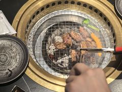 -山川小町·极番烧肉(新地假日广场店)