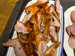 卤猪耳-聚合鑫东北熏酱熟食麻辣面(长阳店)