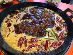 -周幺妹重庆老火锅(银泰城总店)