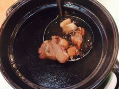 黑豆猪尾汤-七叔家宴家常广西菜(明秀东路店)