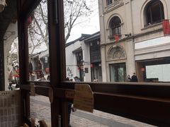 -猫的天空之城概念书店(杭州南宋御街店)