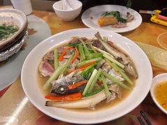 -盛中钰广味小馆
