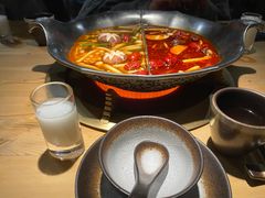 -湊湊火锅·茶憩(杭州湖滨银泰in77店)