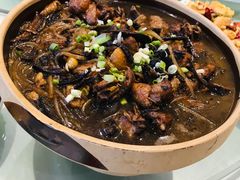 小鸡炖蘑菇-可达酒店