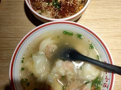 -八二小区抄手(龙湖上城天街店)