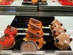 -Salon de The de Joel Robuchon(外滩18号店)