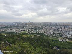 -灵岩山风景区