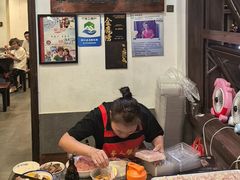 -长人馄饨铺(解放街店)