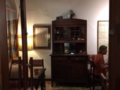 -Cuc Gach Quan Restaurant