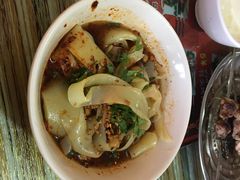 -烤肉小伙烤肉店