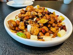 -万重锦·人文川菜馆(骡马市店)