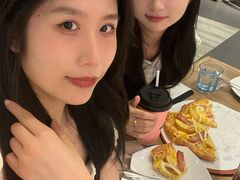 -必胜客(WOW中心城店)