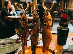 小黄鱼-胡桃里乐队酒馆(鎏嘉码头店)