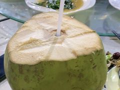 -墨脱石锅椰子鸡•香草鸭•东山羊(大东海店)