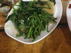 -鑫悦龙虾(前西街店)