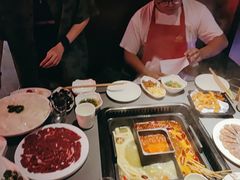 -洞子口重庆鲜货火锅(楚翘城旗舰店)