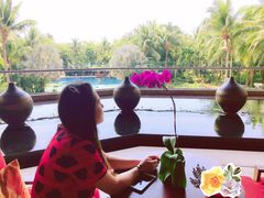 -三亚湾海居铂尔曼度假酒店