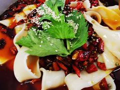 -晓彭肥肠鸡·泡椒鸡火锅(水木天地店)